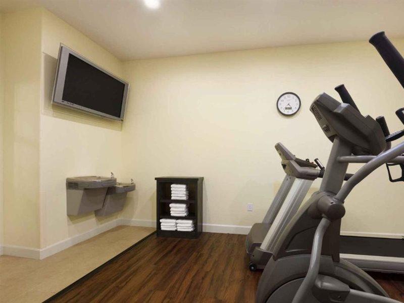 Hotel Days & By Wyndham West/seawall Galveston