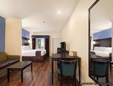 Days & By Wyndham West/seawall 3* Galveston