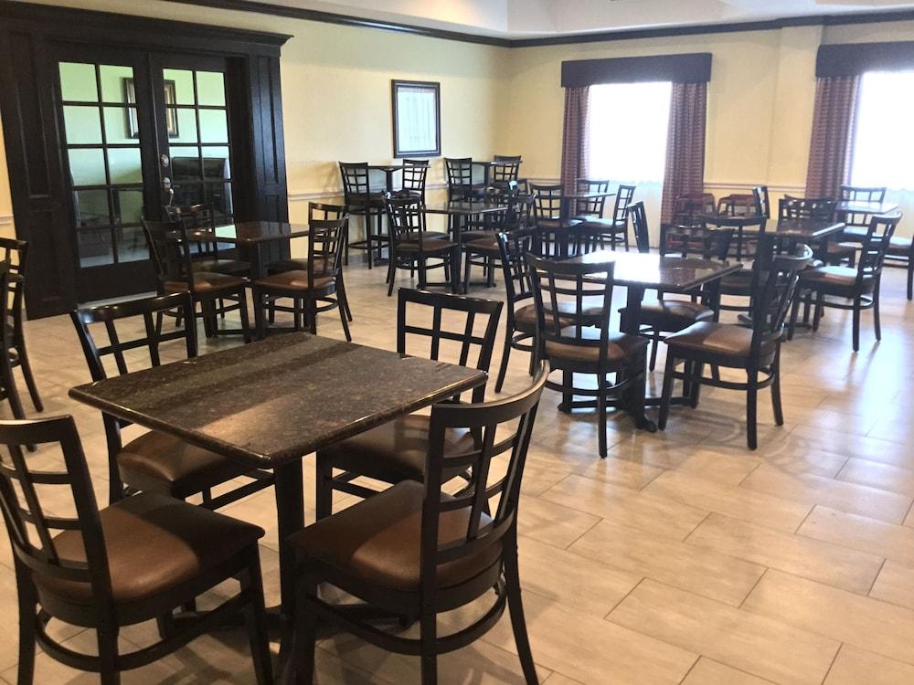 Days & By Wyndham West/seawall Hotel Galveston