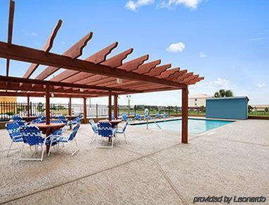 Hotel Days & By Wyndham West/seawall 3*